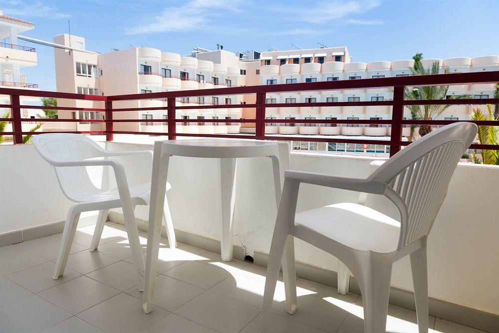 Coral Star Hotel Сан-Антоніо Екстер'єр фото