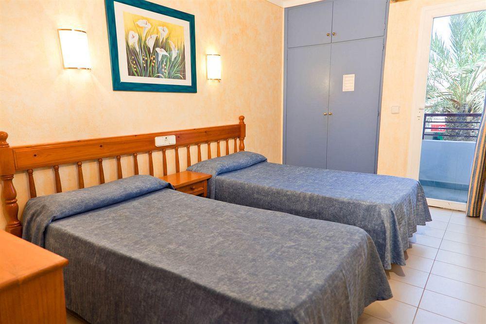 Coral Star Hotel Сан-Антоніо Екстер'єр фото
