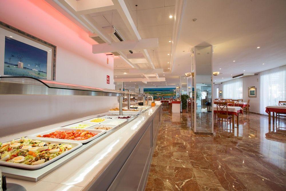 Coral Star Hotel Сан-Антоніо Екстер'єр фото