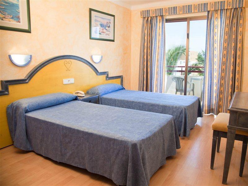 Coral Star Hotel Сан-Антоніо Екстер'єр фото